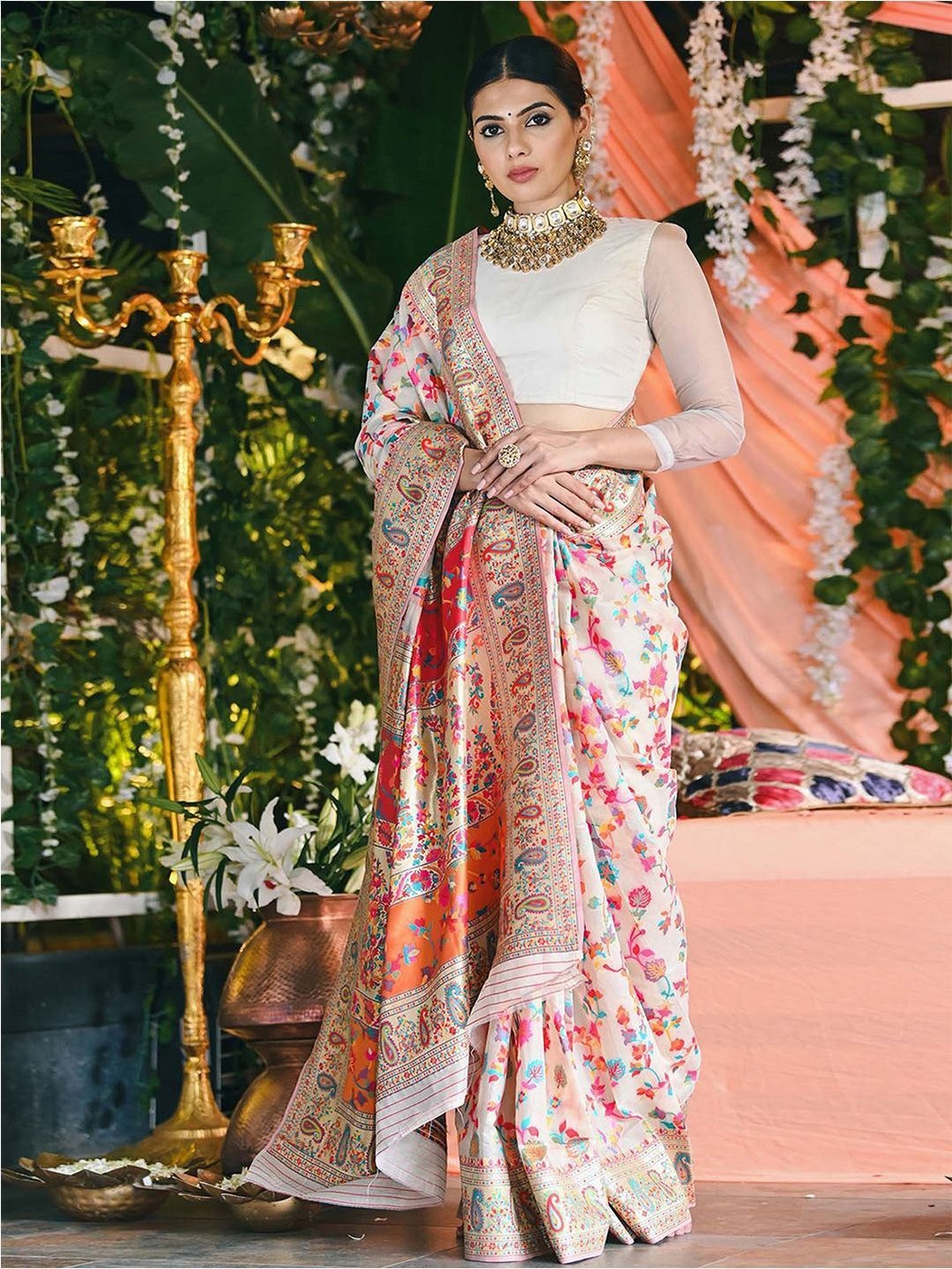 

DIVASTRI Ethnic Motifs Zari Banarasi Saree, Off white