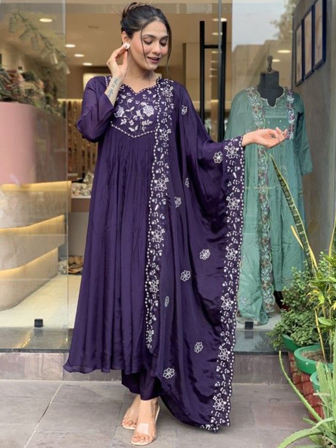 

BAESD Women Ethnic Motifs Yoke Design Regular Silk Chiffon Kurta with Trousers & With Dupatta, Purple