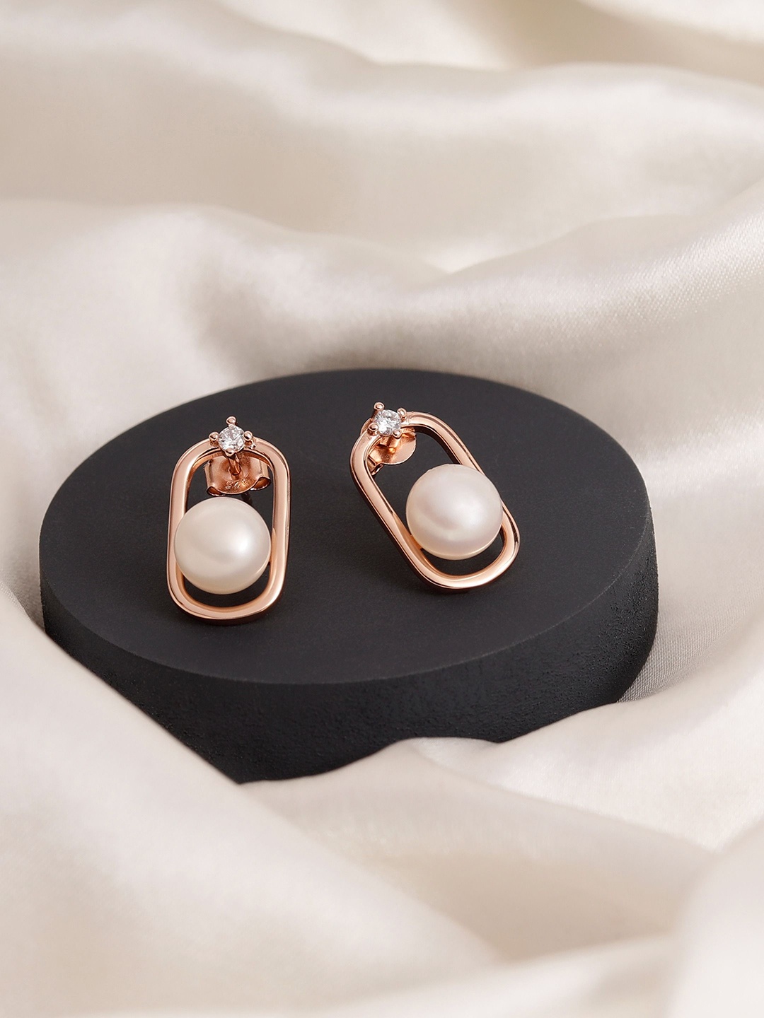 

DIAVO Contemporary Studs Earrings, Copper