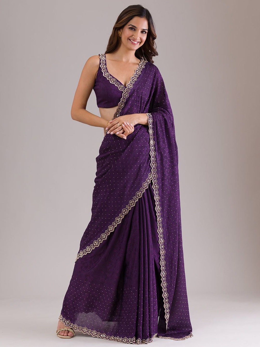 

Trendmalls Floral Beads and Stones Art Silk Designer Saree, Purple