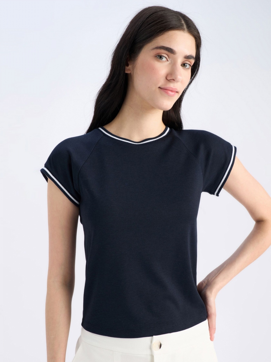 

DeFacto Women Extended Sleeves Applique T-shirt, Na