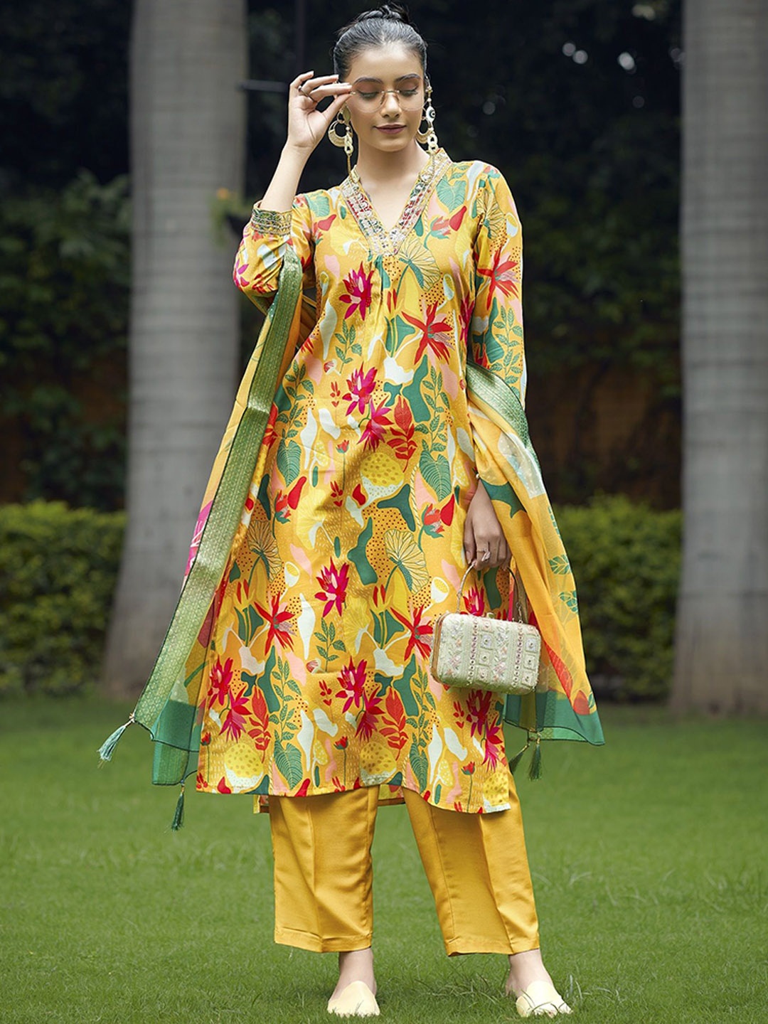 

Colors of Earth Women Floral Printed Regular Kurta with Trousers & With Dupatta, Yellow