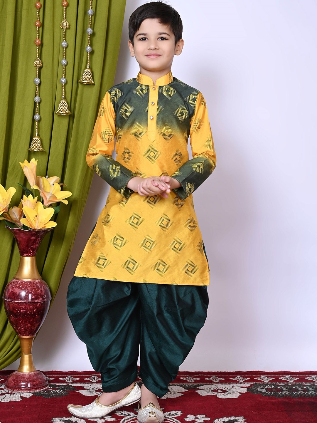 

Cae Boys Printed Regular Dupion Silk Kurta with Patiala, Yellow