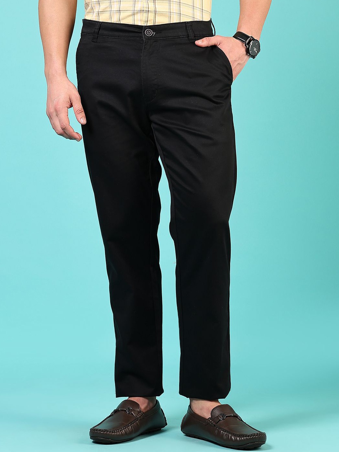 

V-Mart Men Slim Fit Chinos Trousers, Black
