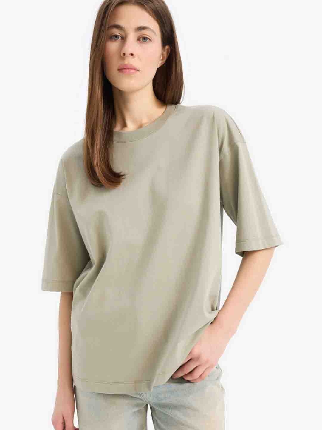 

DeFacto Women Extended Sleeves Applique T-shirt, Na