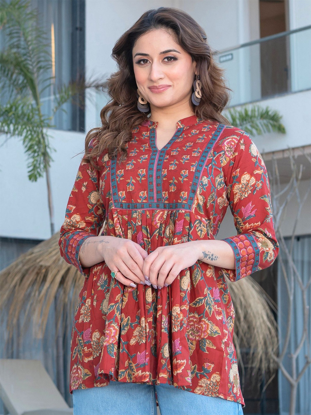 

Arayna Floral Print Mandarin Collar Cotton Top, Red