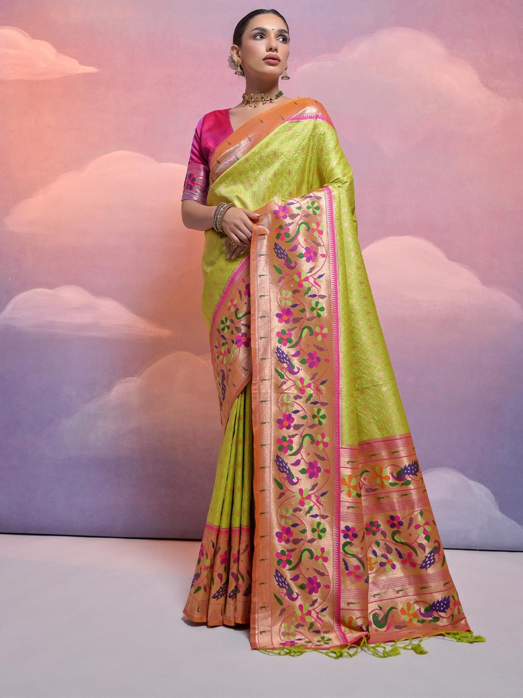 

Divyadham Textiles Woven Design Zari Pure Silk Banarasi Saree, Green