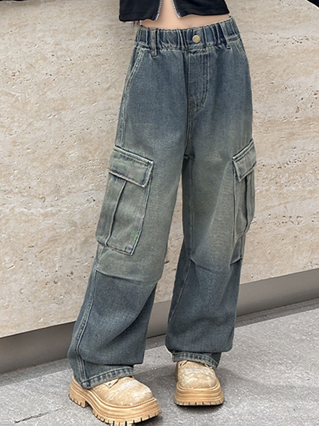 

LULU & SKY Girls Wide Leg High-Rise Mildly Distressed Light Fade Jeans, Blue