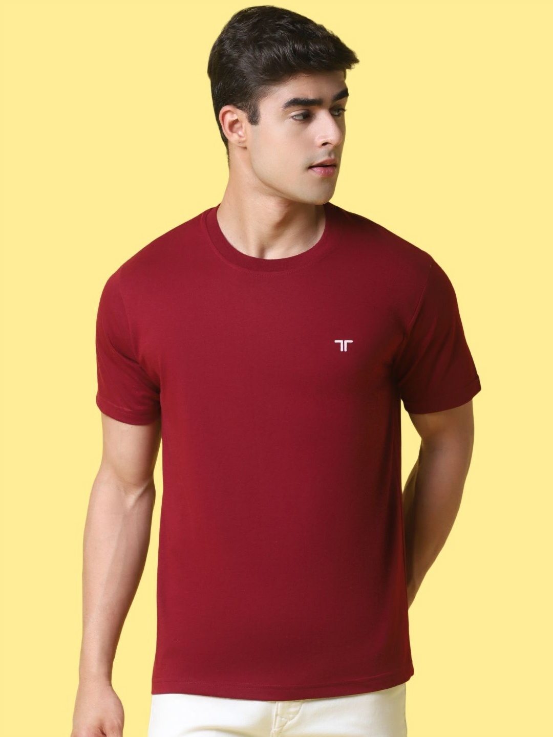 

Moda Rapido Men Brand Logo Pockets T-shirt, Maroon
