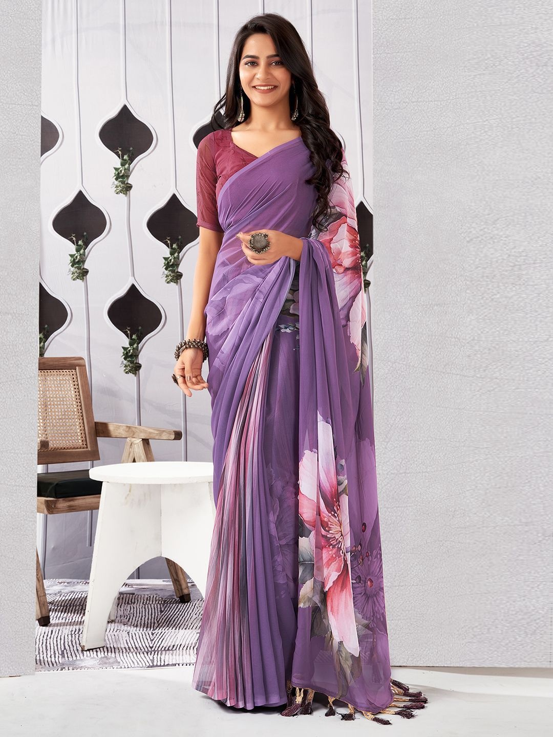 

DIVASTRI Floral Pure Georgette Muga Saree, Purple