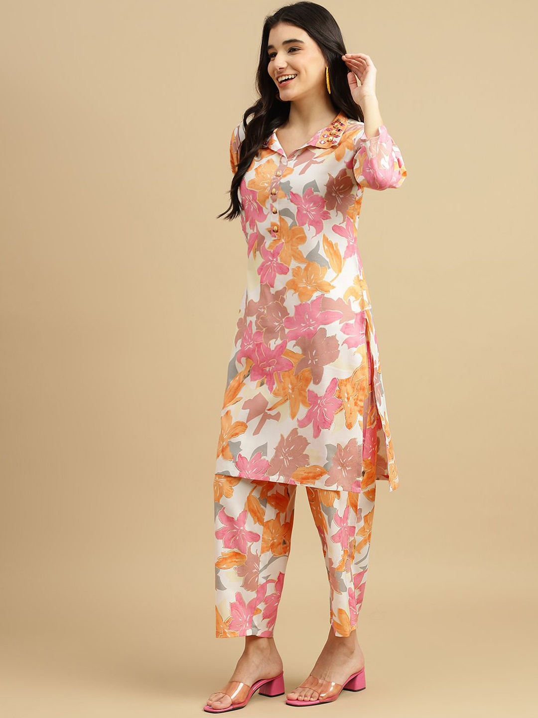 

FASHVERSE Women Floral Printed Regular Kurta with Trousers, Pink