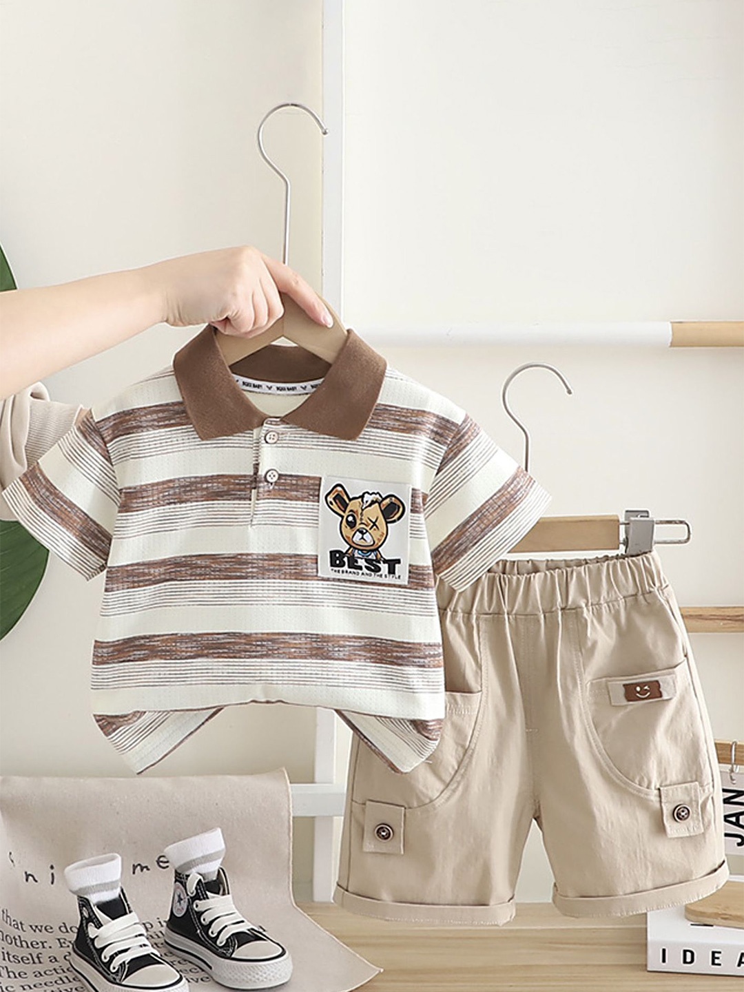 

LULU & SKY Boys Striped T-shirt with Shorts, Brown