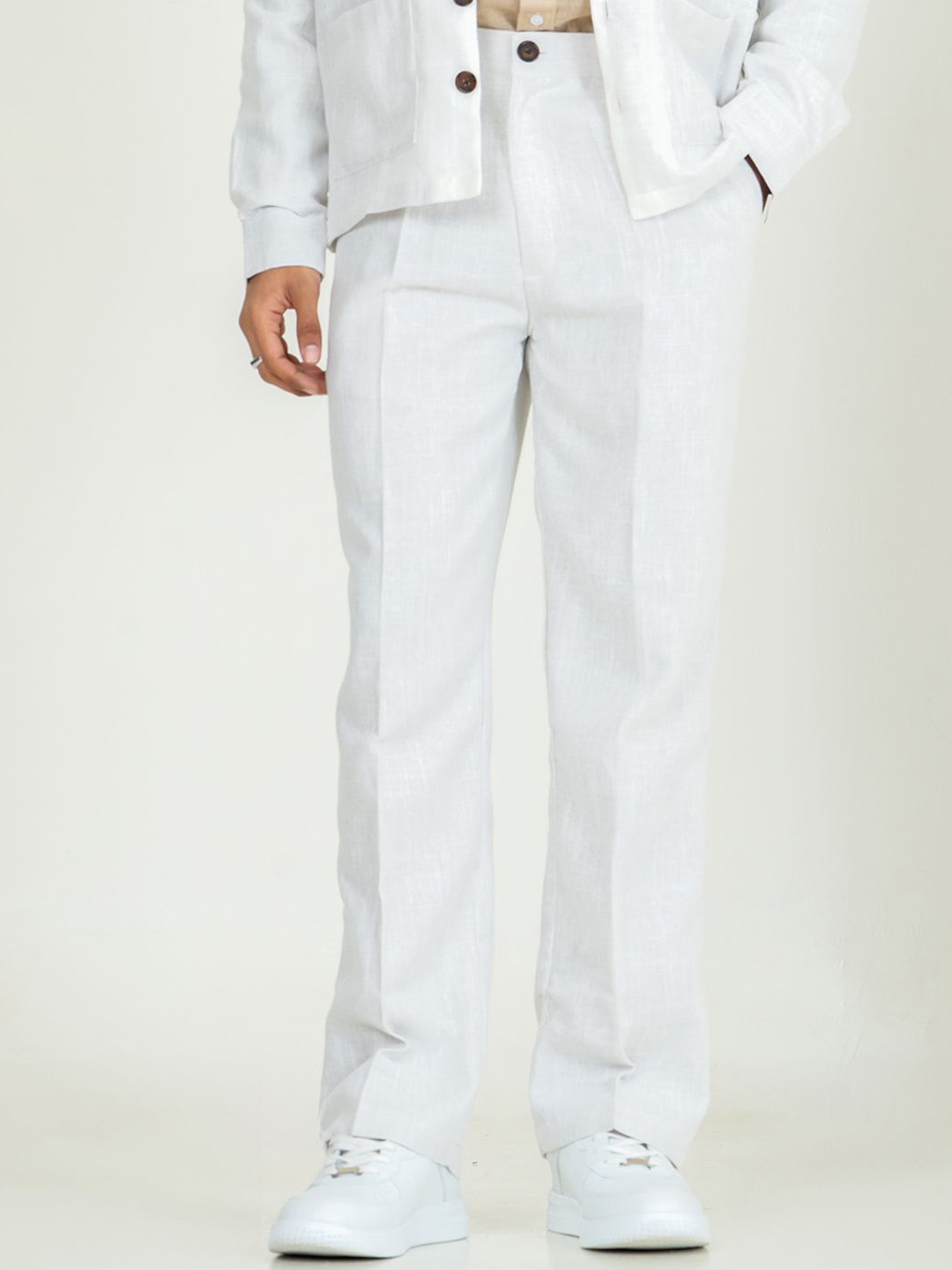 

Tistabene Men Relaxed Trousers, Off white
