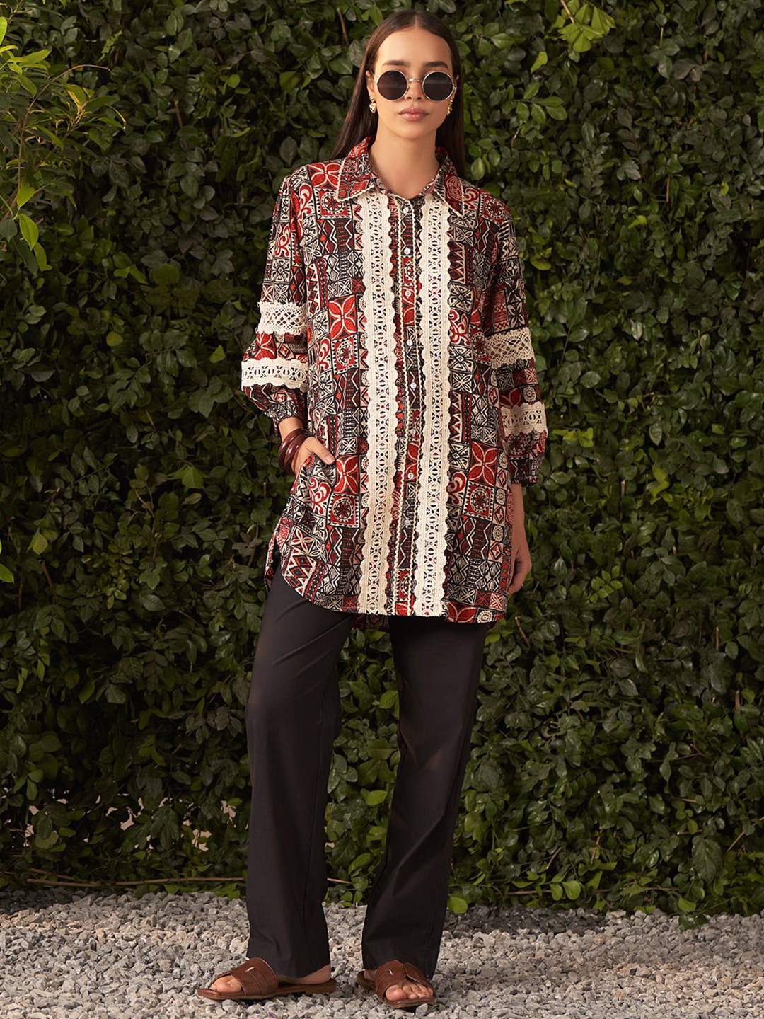 

Lakshita Women Relaxed Opaque Printed Casual Shirt, Black