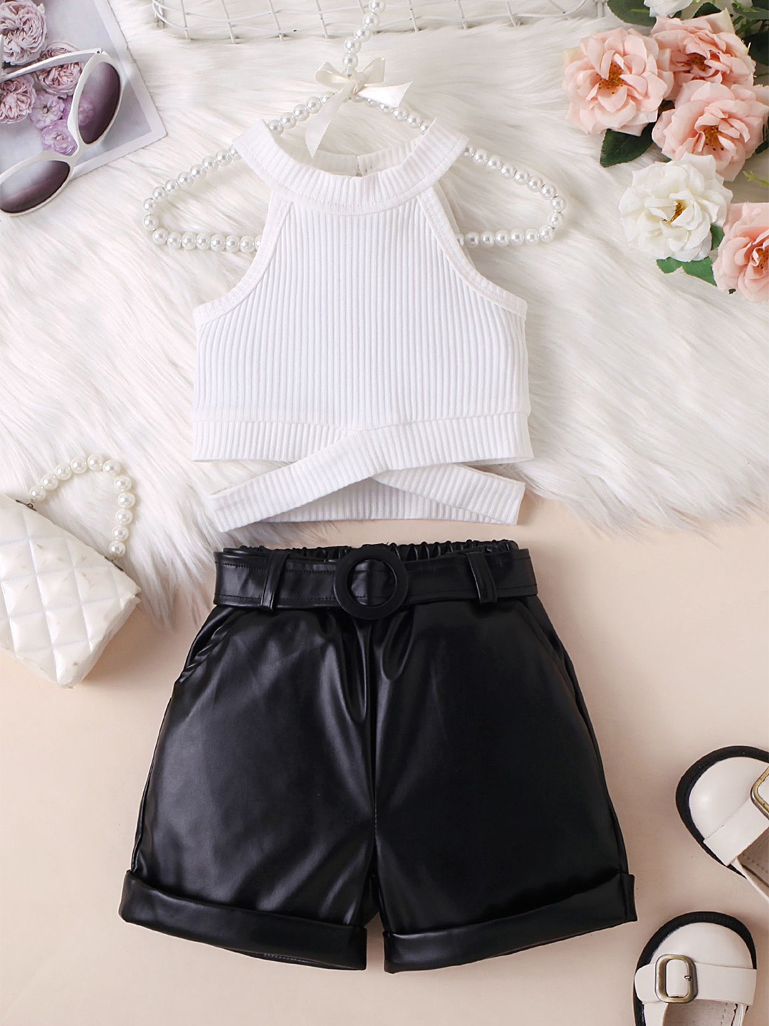 

LULU & SKY Girls Top with Shorts, White
