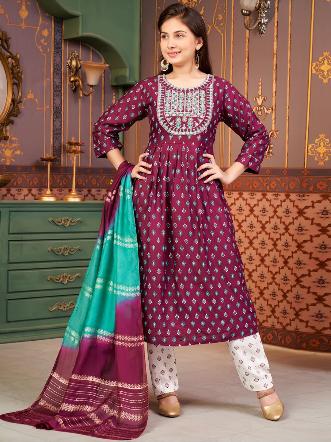 

Aarika Girls Floral Printed Regular Thread Work Kurti with Trousers & With Dupatta, Purple