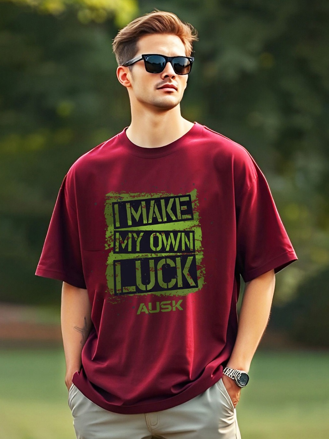 

AUSK Men Sports Printed Applique T-shirt, Maroon