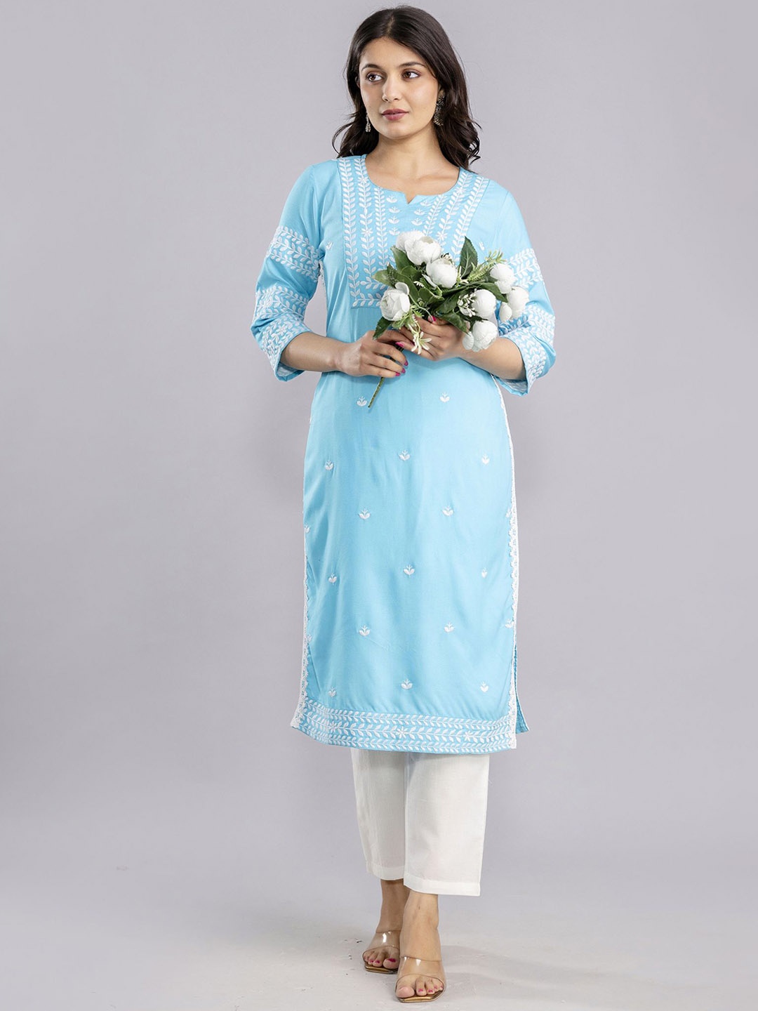 

MF Hayat Women Embroidered Floral Kurta, Blue