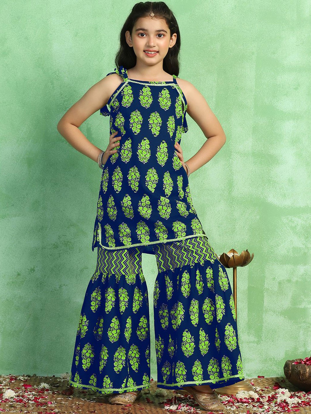 

BAESD Girls Floral Printed Regular Kurta with Sharara, Blue
