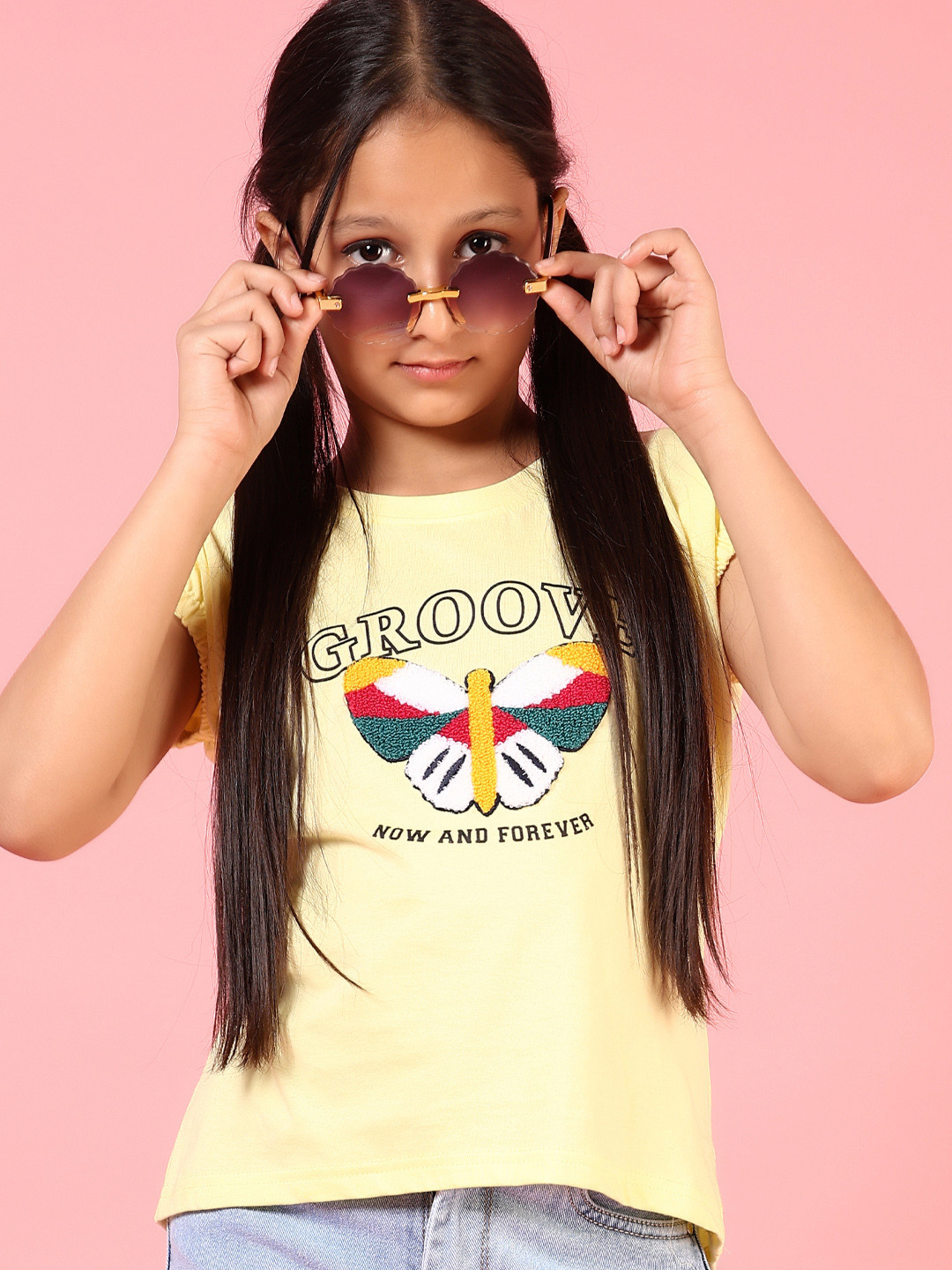 

V-Mart Girls Printed Extended Sleeves Applique T-shirt, Yellow
