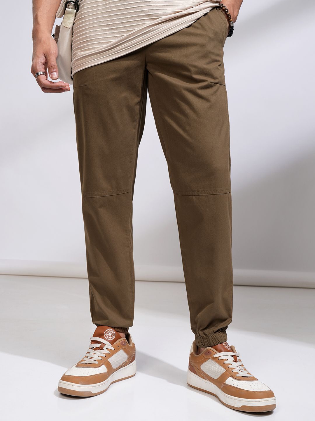 

HIGHLANDER Men Comfort Joggers Trousers, Brown