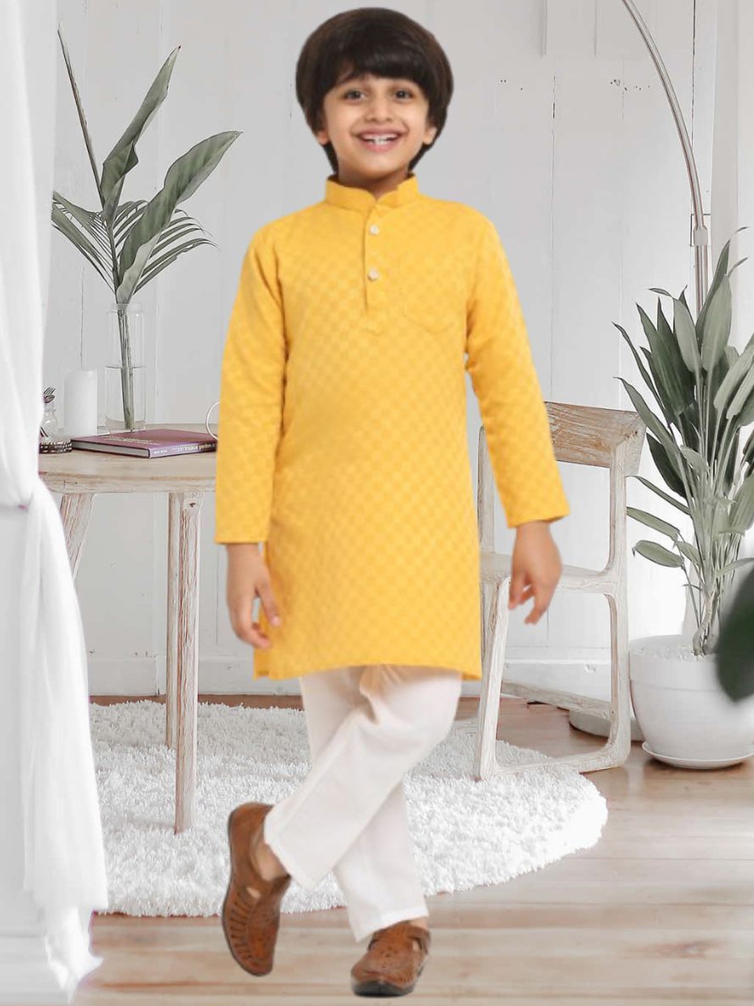

CENSAL Boys Yoke Design Regular Kurta with Pyjamas, Yellow