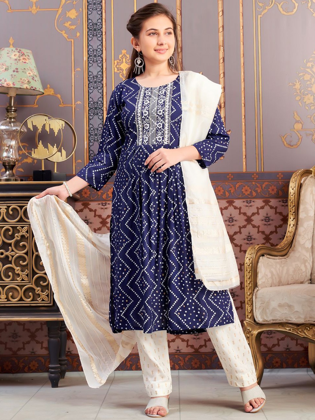 

Aarika Girls Ethnic Motifs Printed Flared Sleeves Gotta Patti Kurta, Navy blue