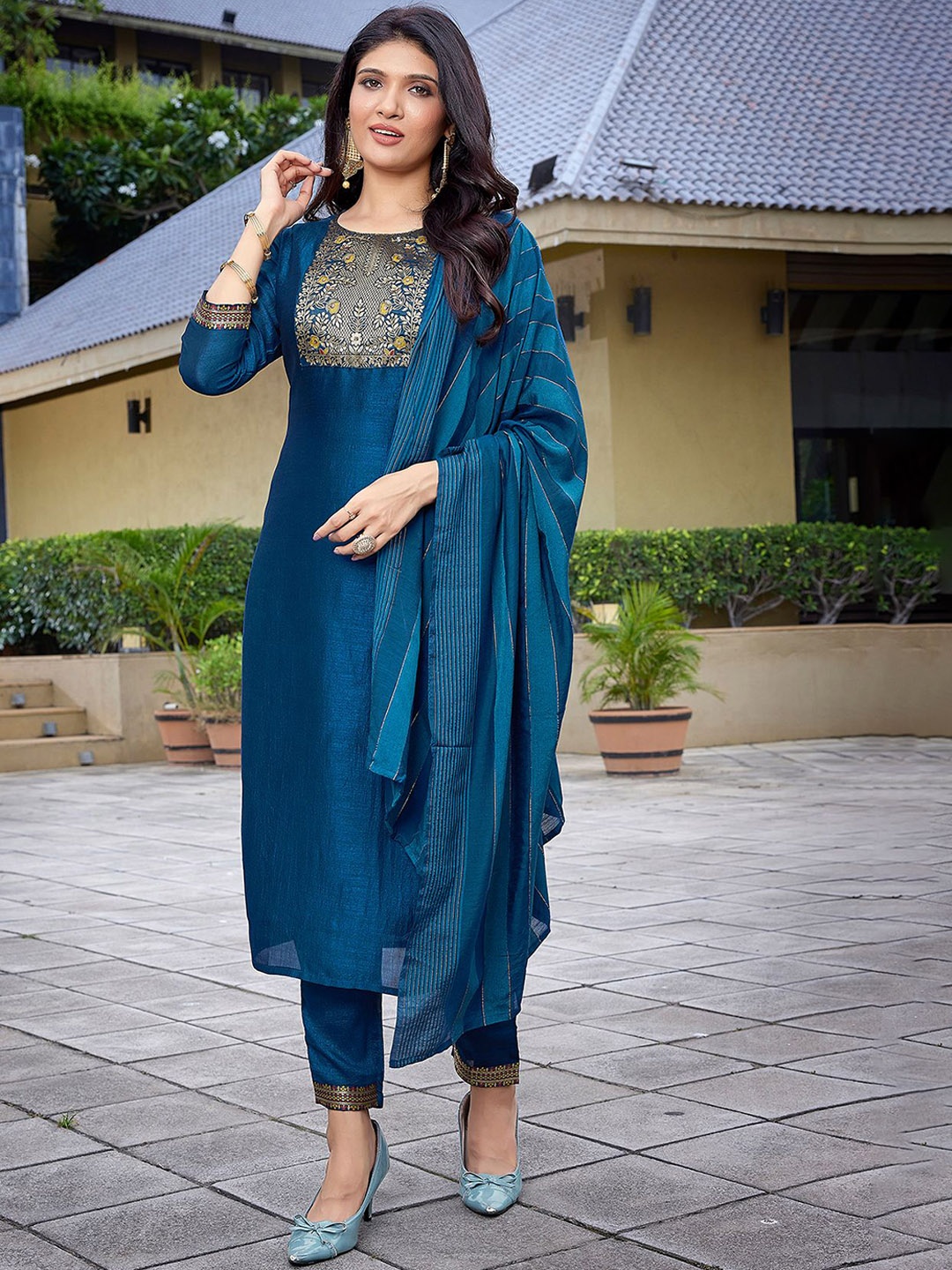 

HERE&NOW Women Regular Kurta with Trousers & With Dupatta, Blue