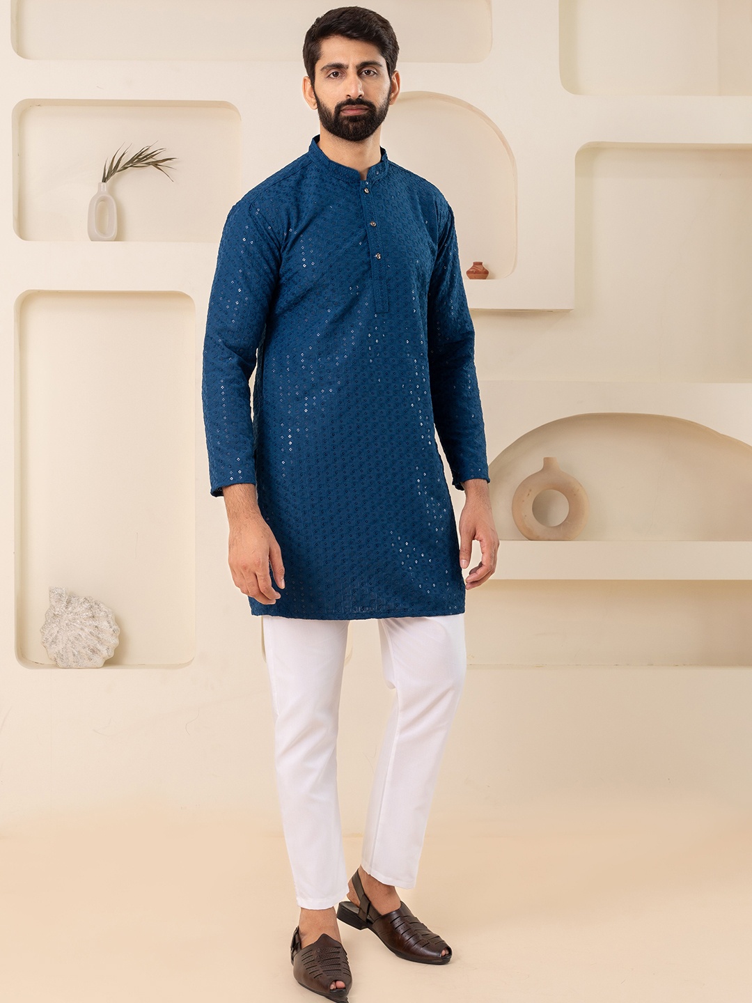 

Shiv Leela Men Embroidered Mirror Work Kurta, Blue