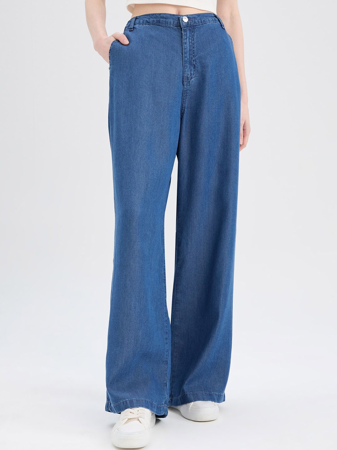 

DeFacto Women Trousers, Na