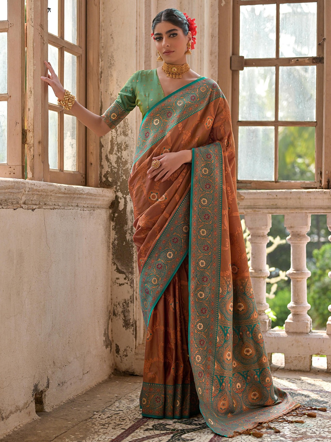 

Divyadham Textiles Woven Design Zari Pure Silk Banarasi Saree, Coffee brown