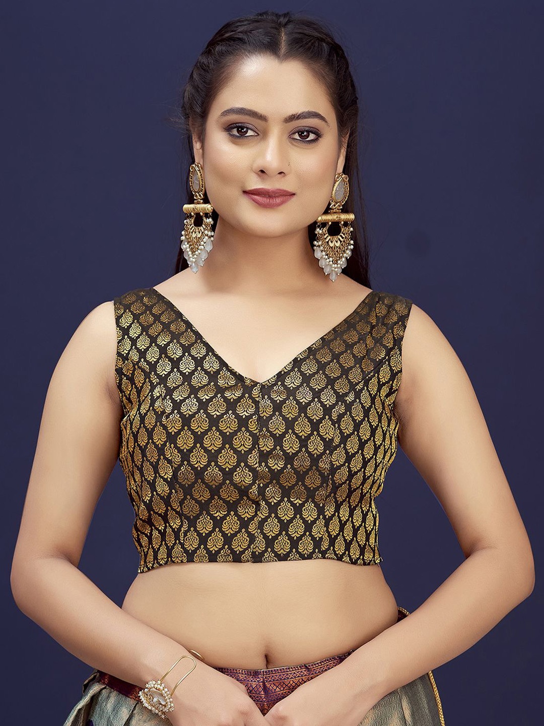 

DEVATITHI Women Black Woven Design Saree Blouse