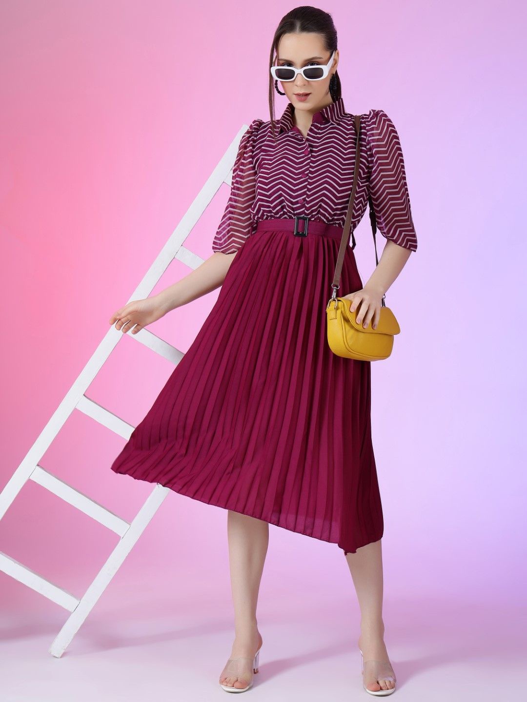 

Raiyani Fashion Print Puff Sleeve Applique Georgette Fit & Flare Dress, Magenta