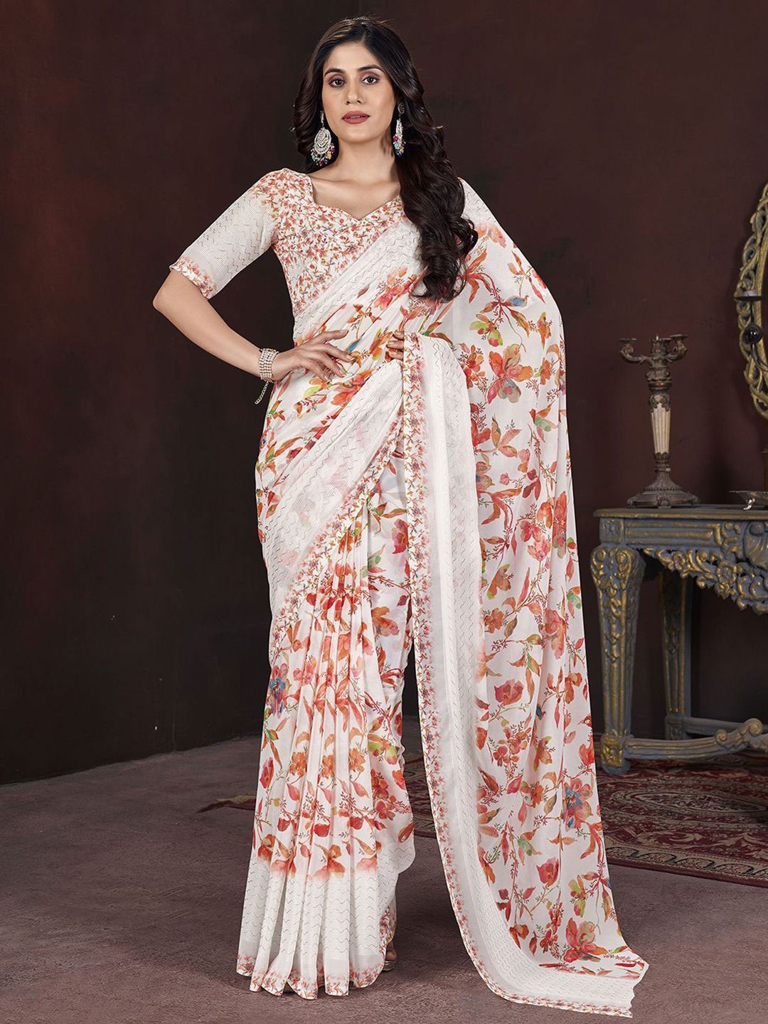 

DIVASTRI Floral Pure Georgette Saree, White