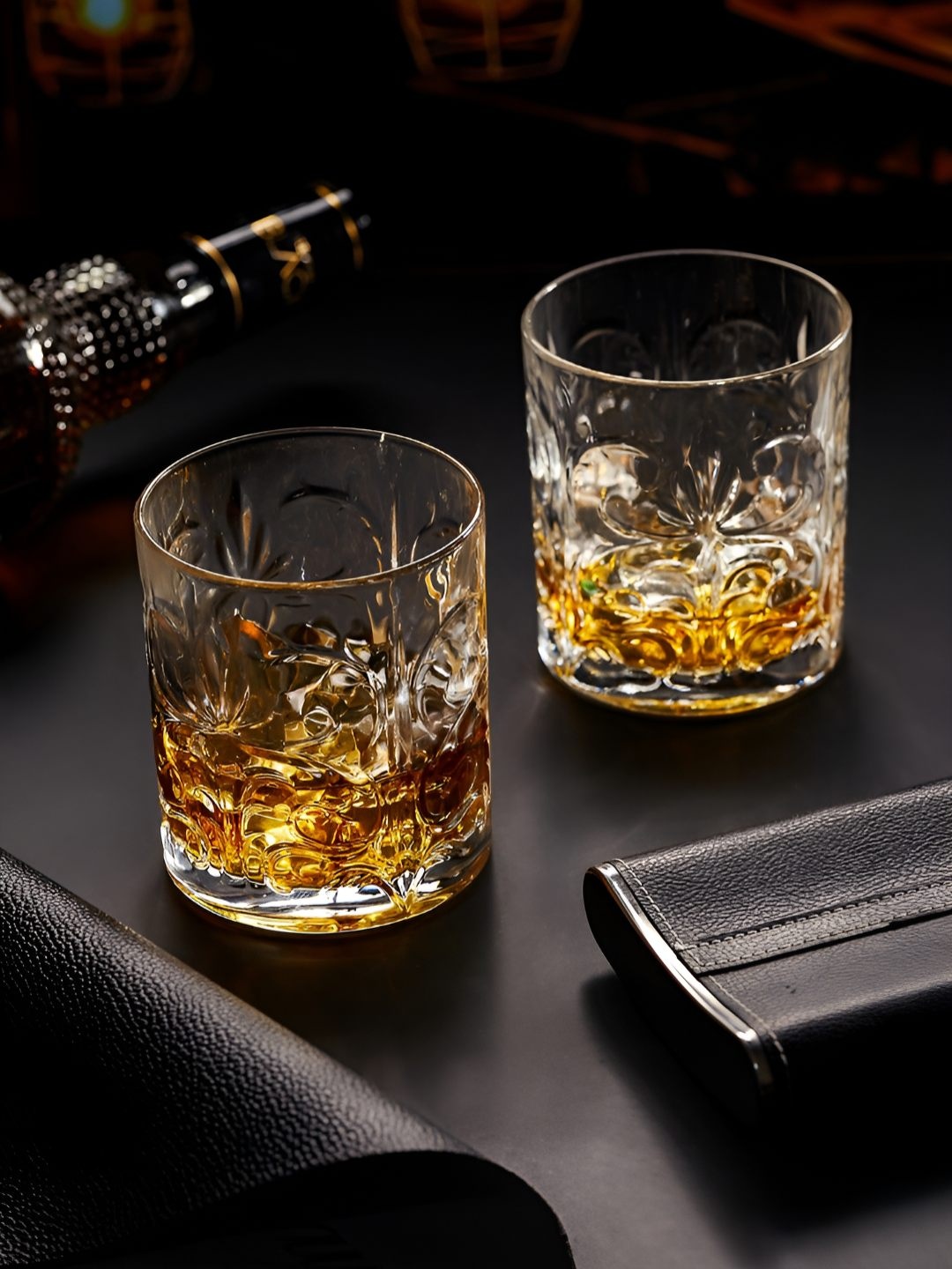 

Troveas Premium Italian Crystal Whiskey Glasses - Set of 2, Transparent