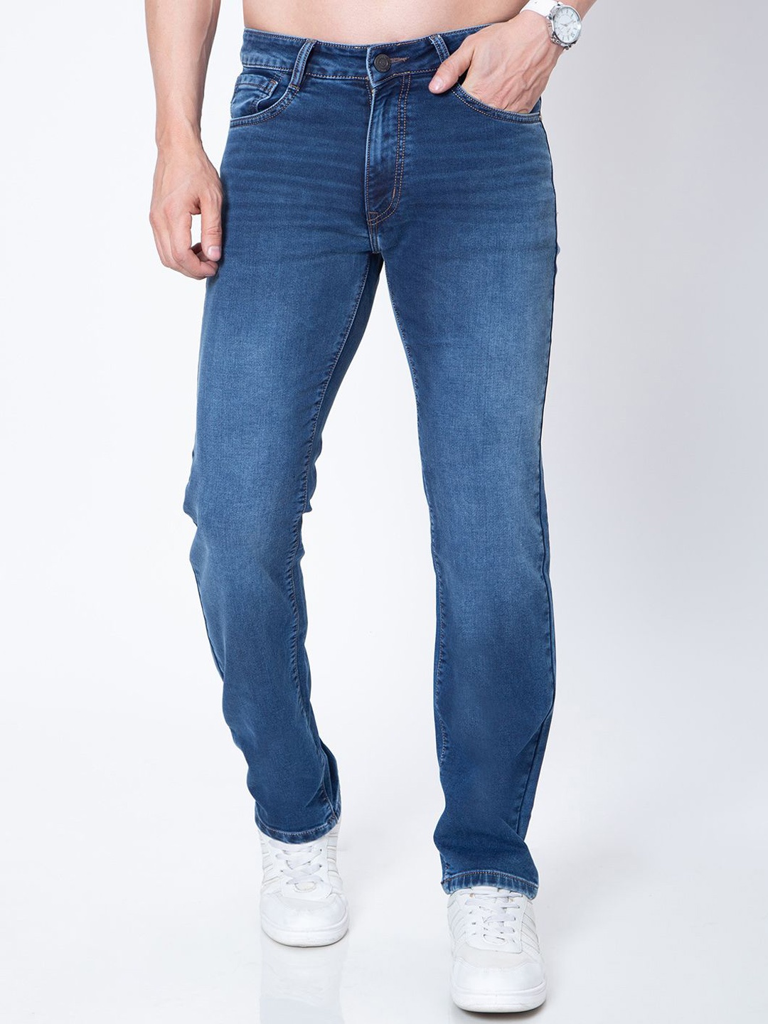 

Sparky Men Straight Fit Light Fade Jeans, Blue