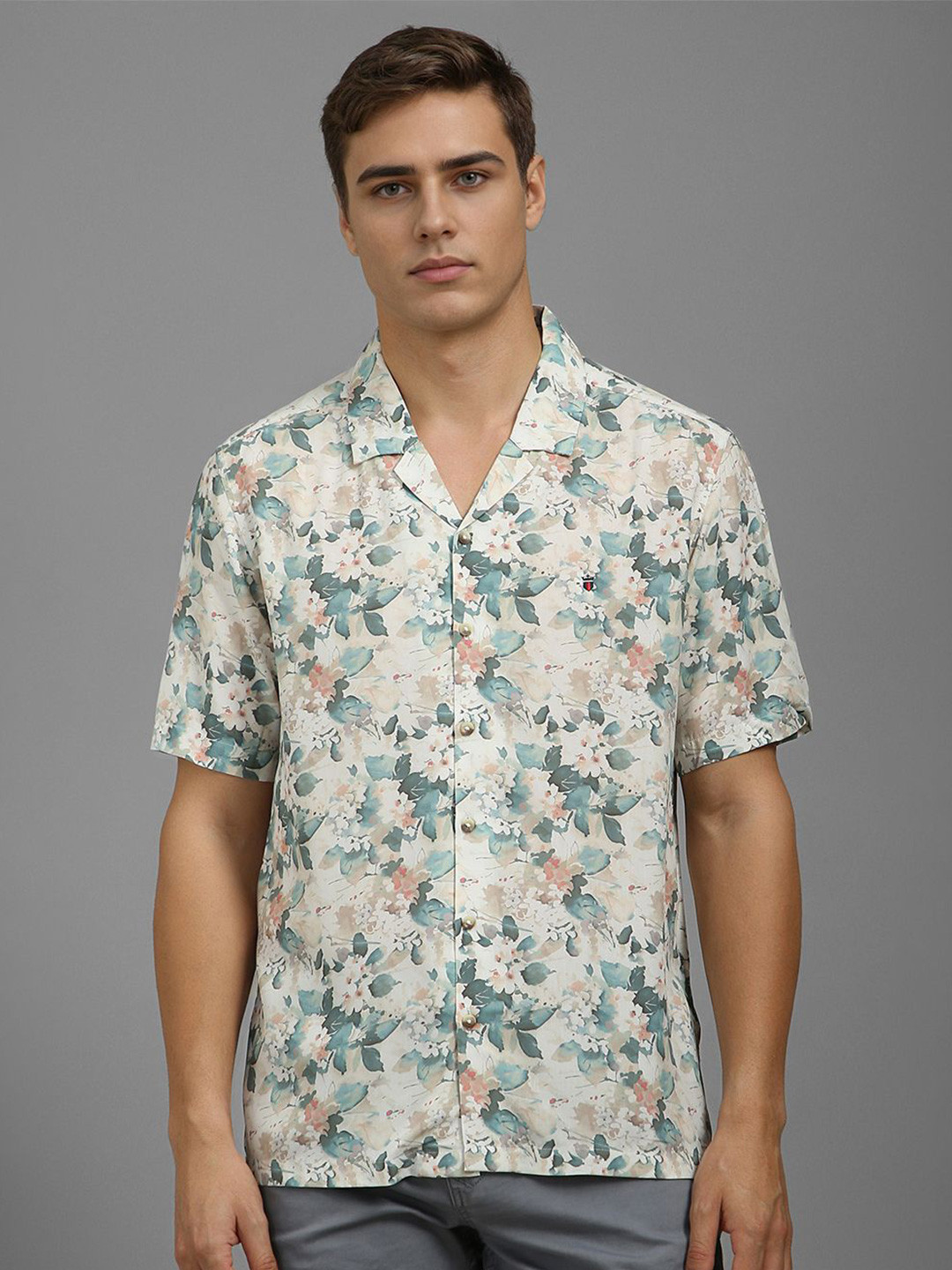 

Louis Philippe Sport Men Slim Fit Floral Opaque Printed Casual Shirt, Beige