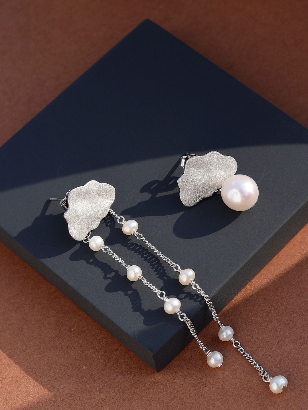 

DIAVO Contemporary Drop Earrings, Silver
