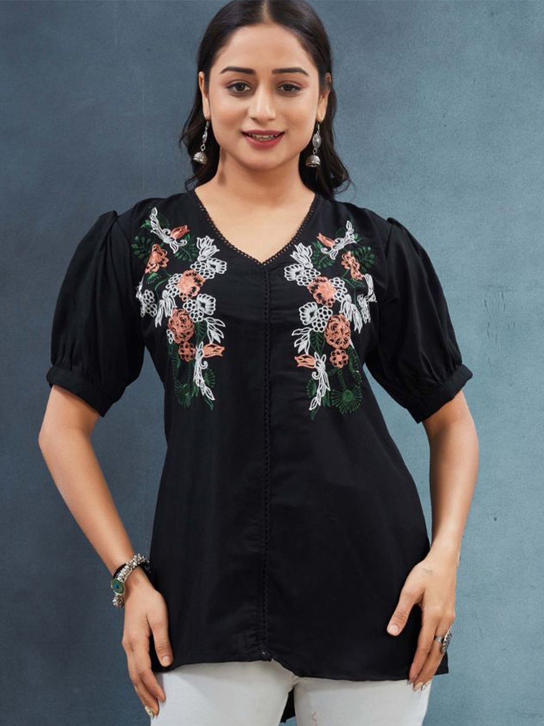 

Puretouch Embroidered Tunic, Black