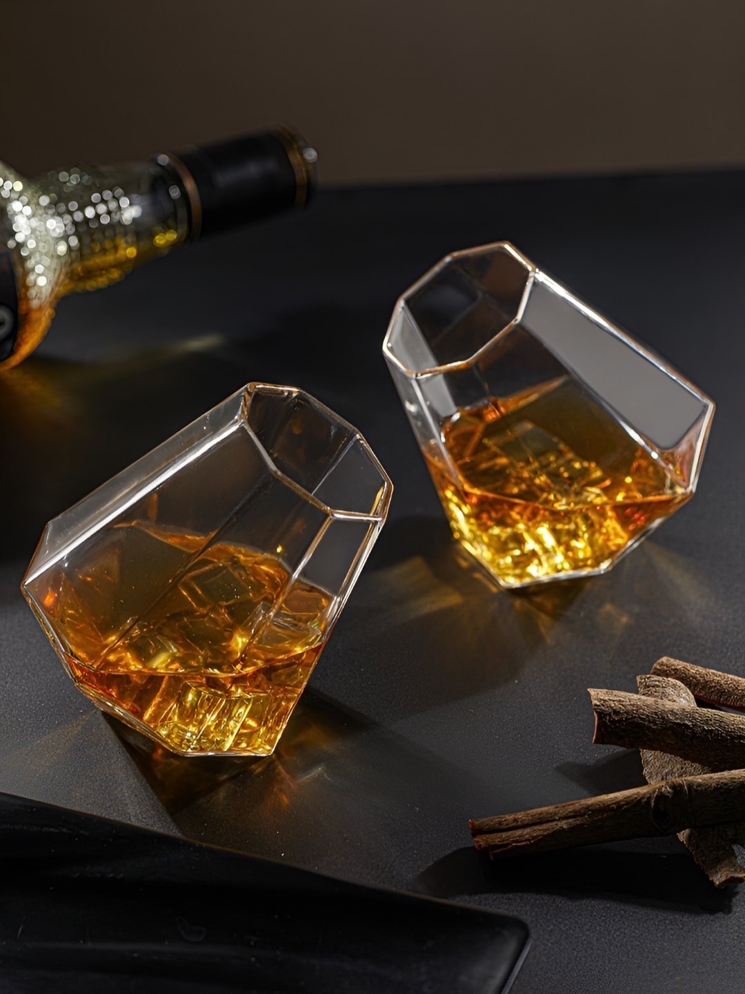 

Troveas Curved Delight Cocktail Glass, Set of 2, 240 ML, Transparent