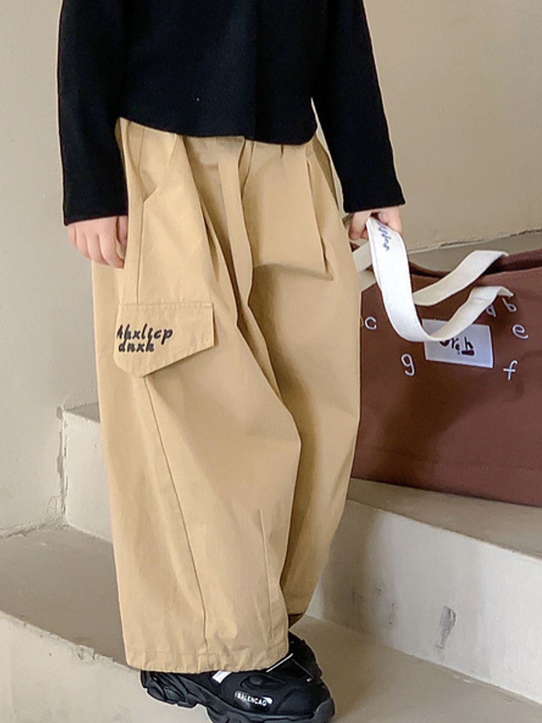 

LULU & SKY Girls Loose Fit High-Rise Chinos Trousers, Khaki