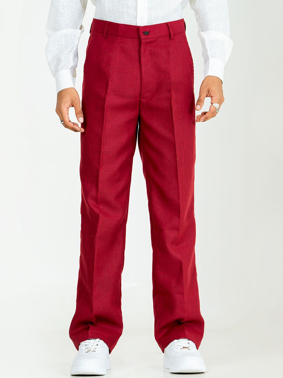 

Tistabene Men Relaxed Trousers, Maroon