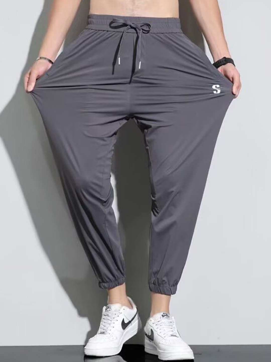 

StyleCast x Revolte Men Easy Wash Trousers, Grey