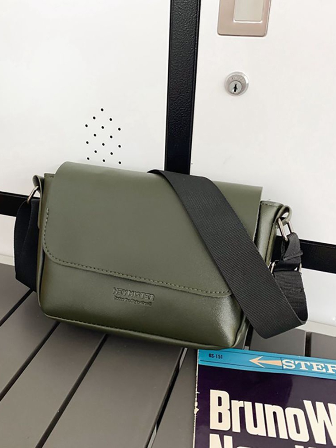 

StyleCast x Revolte PU Shoulder Bag, Green