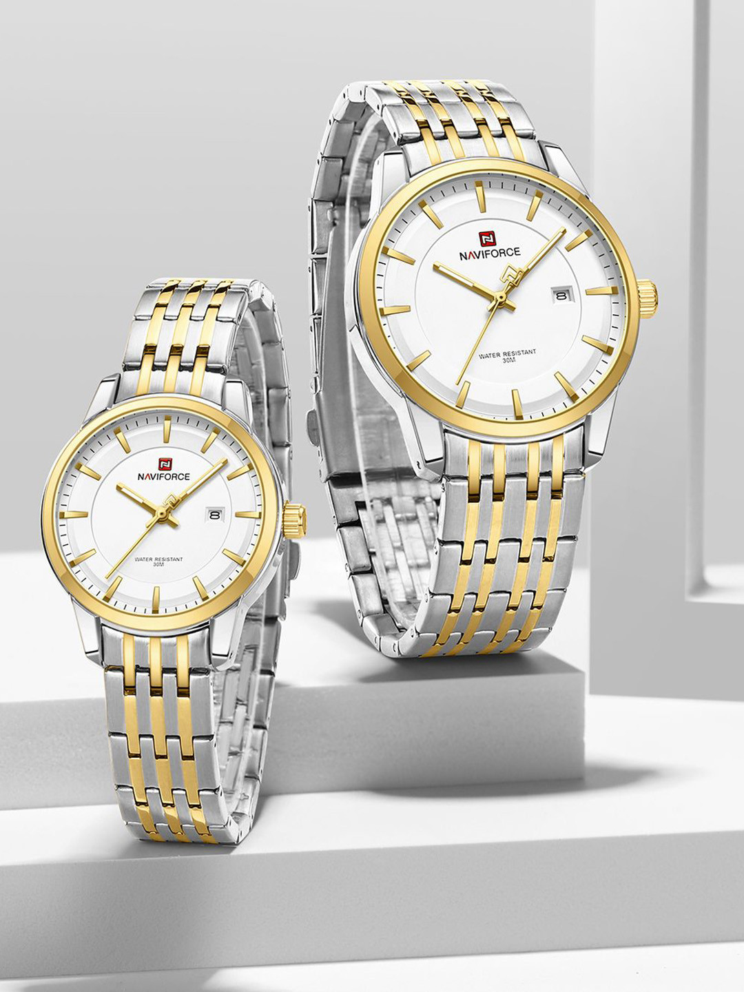 

Naviforce Unisex Dial & Stainless Steel Straps Analogue Watch NF9228_S W G_COUPLE, Silver