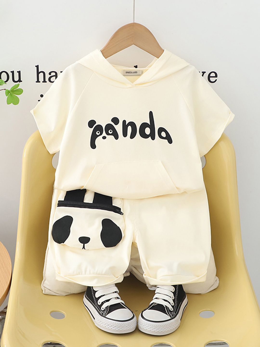 

INCLUD Boys Printed T-shirt with Shorts, Off white