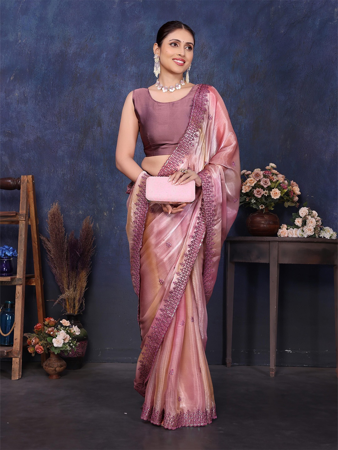 

ALAGINI Ethnic Motifs Sequinned Silk Blend Saree, Purple