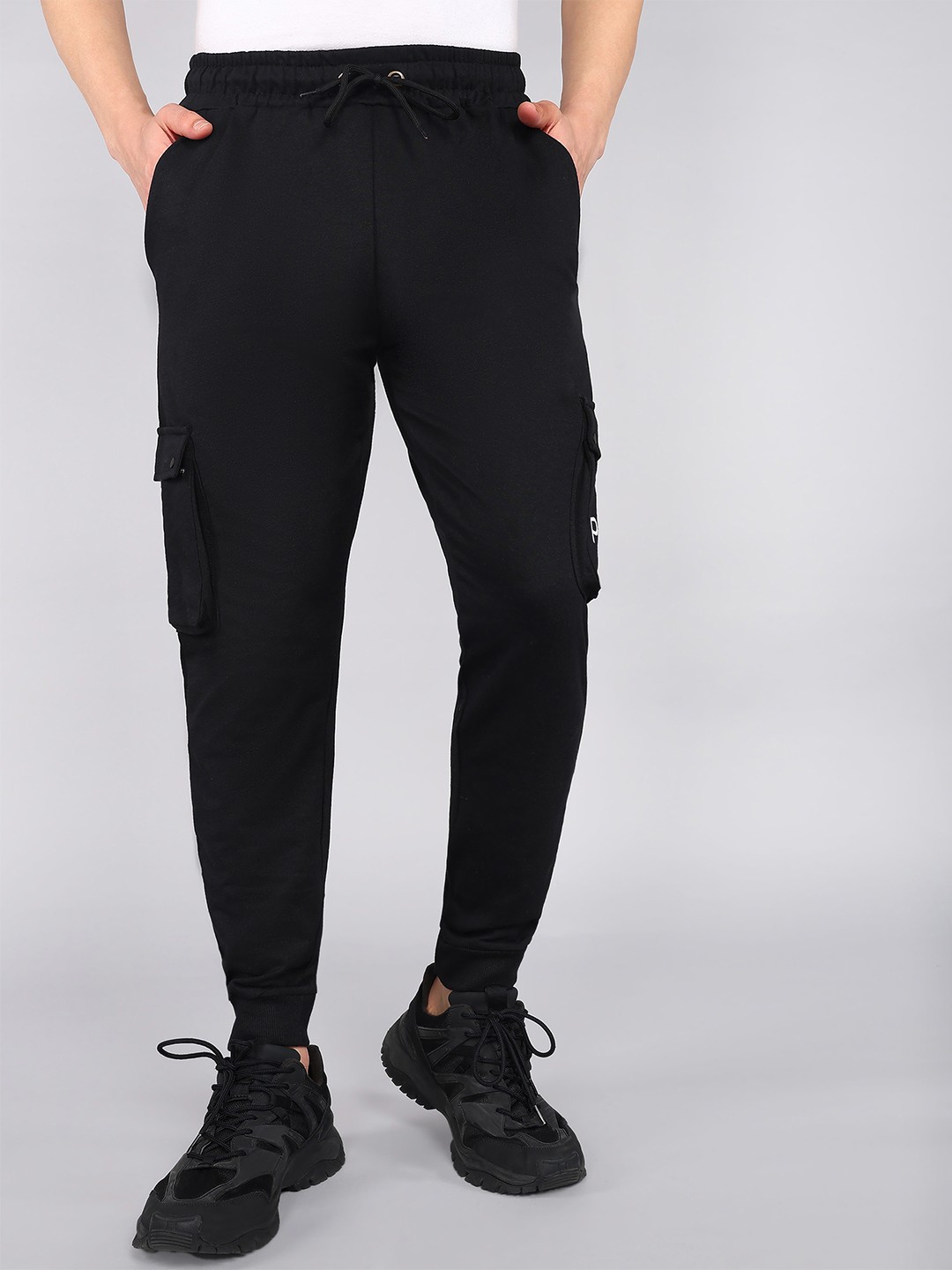 

Moda Rapido Men Mid Rise Cargo Track Pant, Black