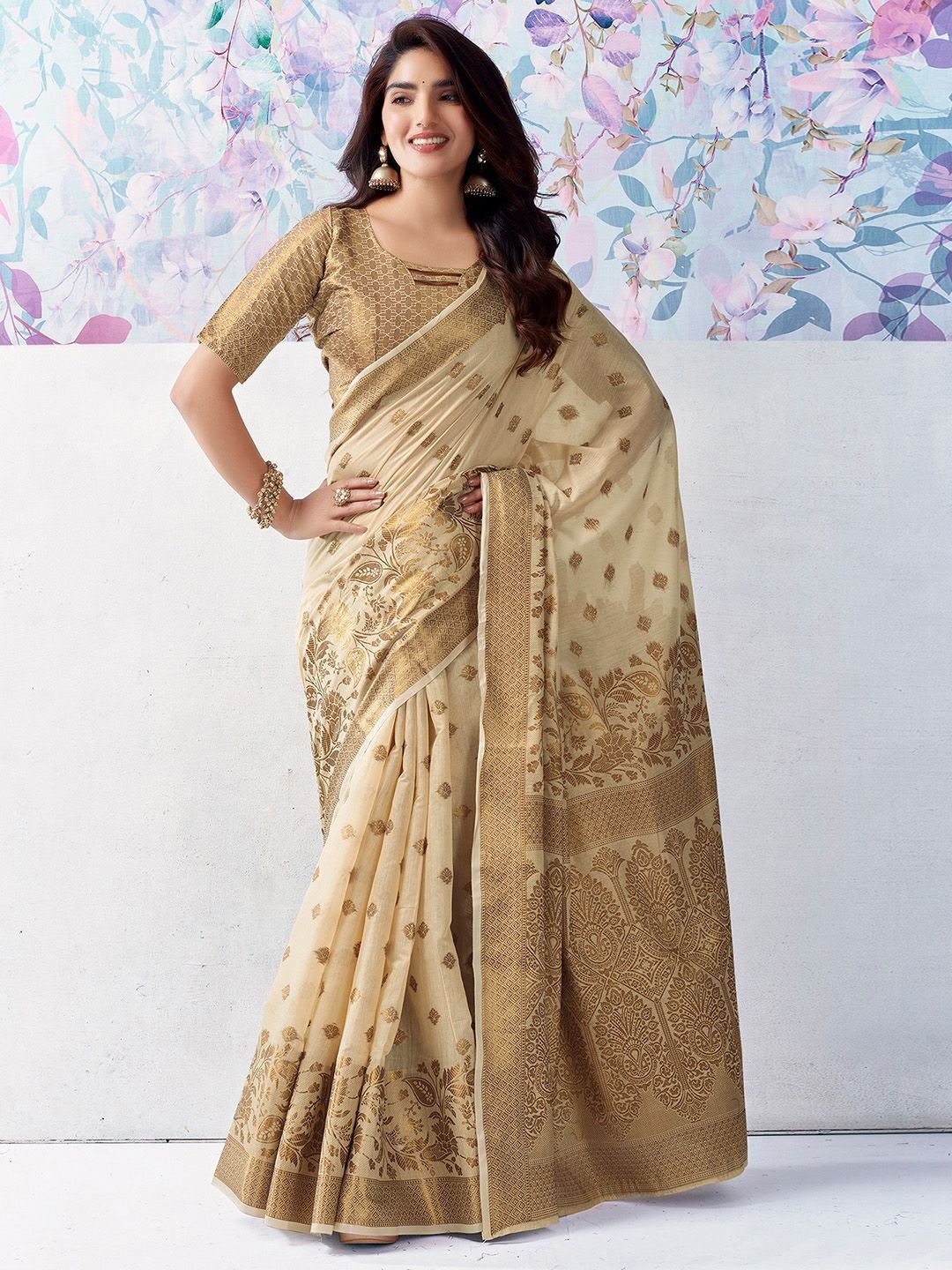 

DIVASTRI Ethnic Motifs Zari Silk Cotton Banarasi Saree, Beige