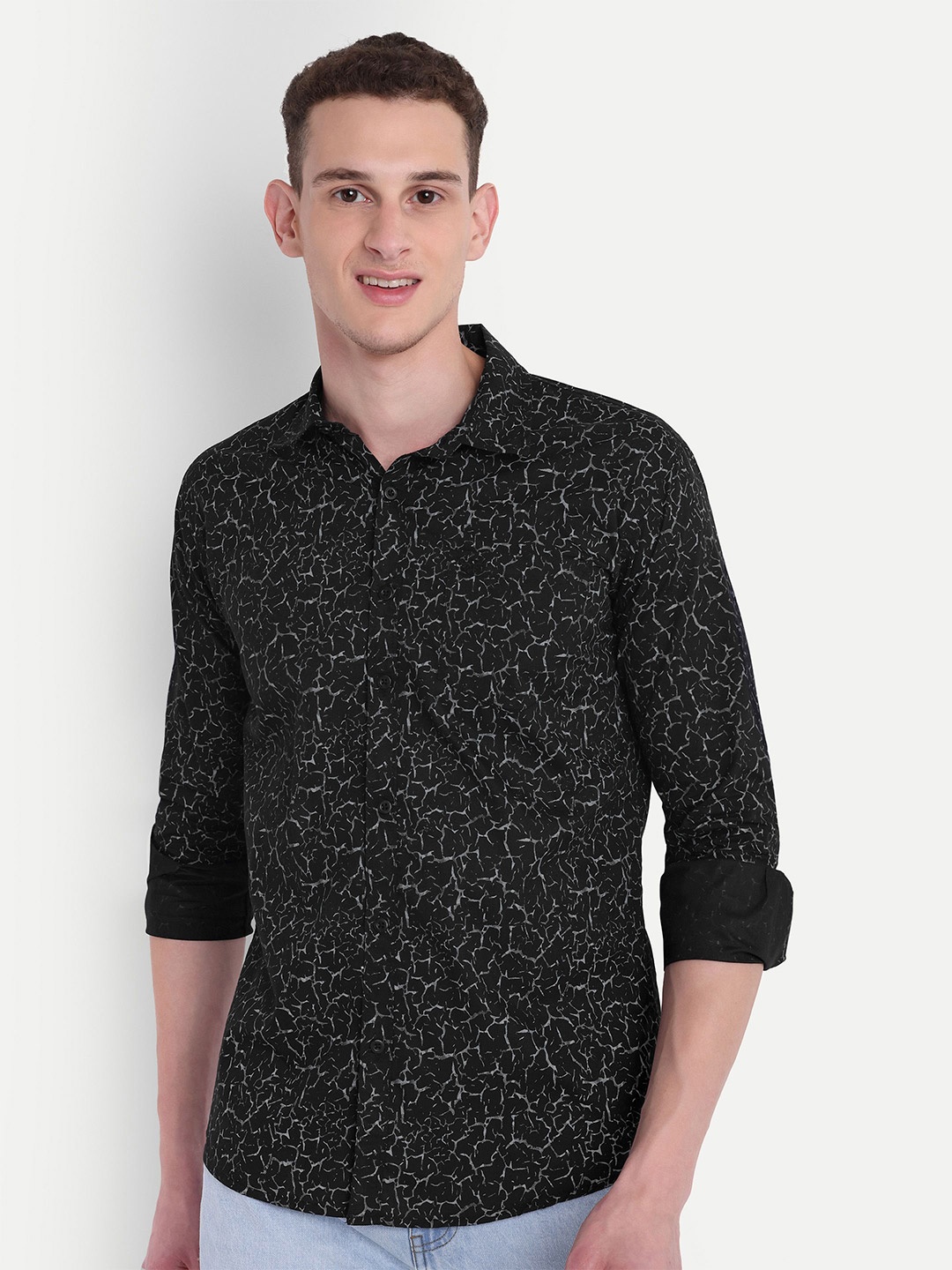 

Moda Rapido Men Classic Opaque Printed Casual Shirt, Black